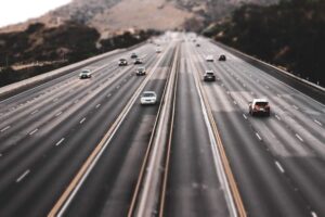 One Hospitalized After Multi-Vehicle Crash on I-24