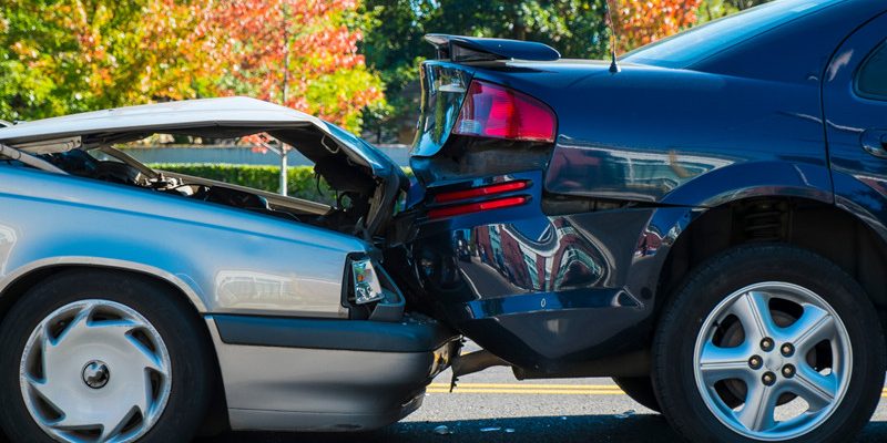 One Hurt in Crash at Memorial Blvd and Kings Ridge Dr in Murfreesboro, TN