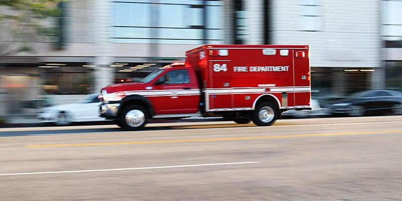 Injury Crash Involving Three Vehicles on Hazelwood St